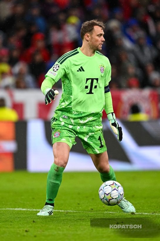 Manuel Neuer of FC Bayern Muenchen, 2026-10-21 FC Bayern Muenchen vs Arsenal FC