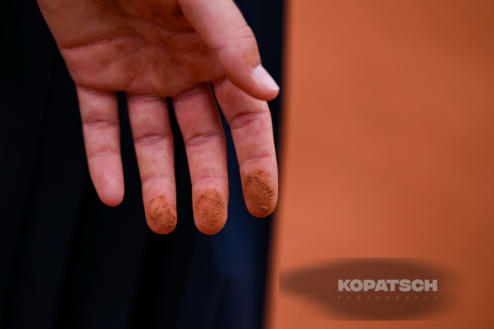 A ballkid — 2026 Roland Garros