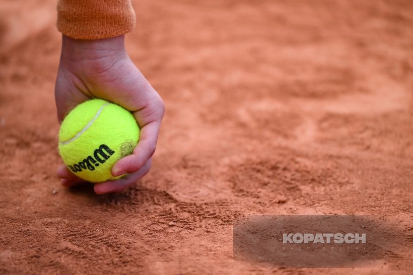 A ballkid — 2026 Roland Garros
