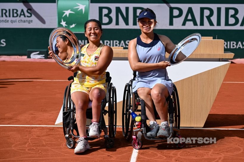 Yui Kamiji of Japan and Zhenzhen Zhu of China — 2026 Roland Garros