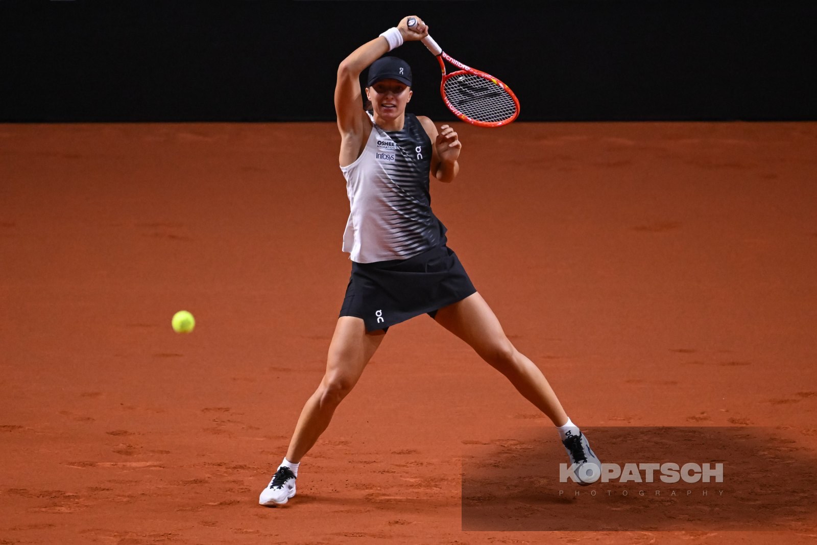 Iga Swiatek — 2026 Stuttgart Pgt — 2026 Stuttgart PTGP