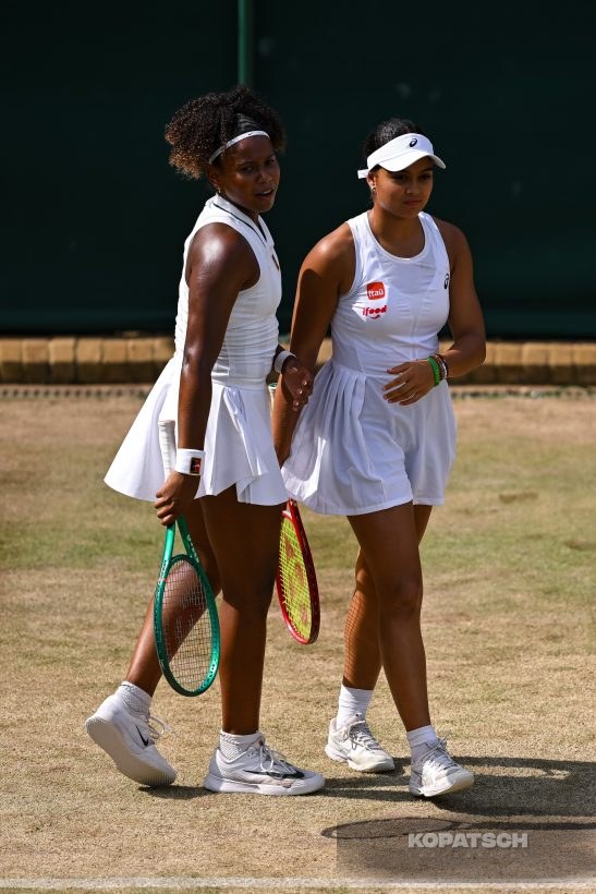 Victoria Luiza Barros of Brazil and Nauhany Vitoria Leme Da Silva of Brazil — 2026 Wimbledon