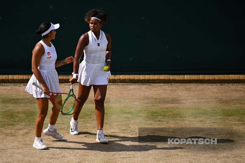 Victoria Luiza Barros of Brazil and Nauhany Vitoria Leme Da Silva of Brazil — 2026 Wimbledon